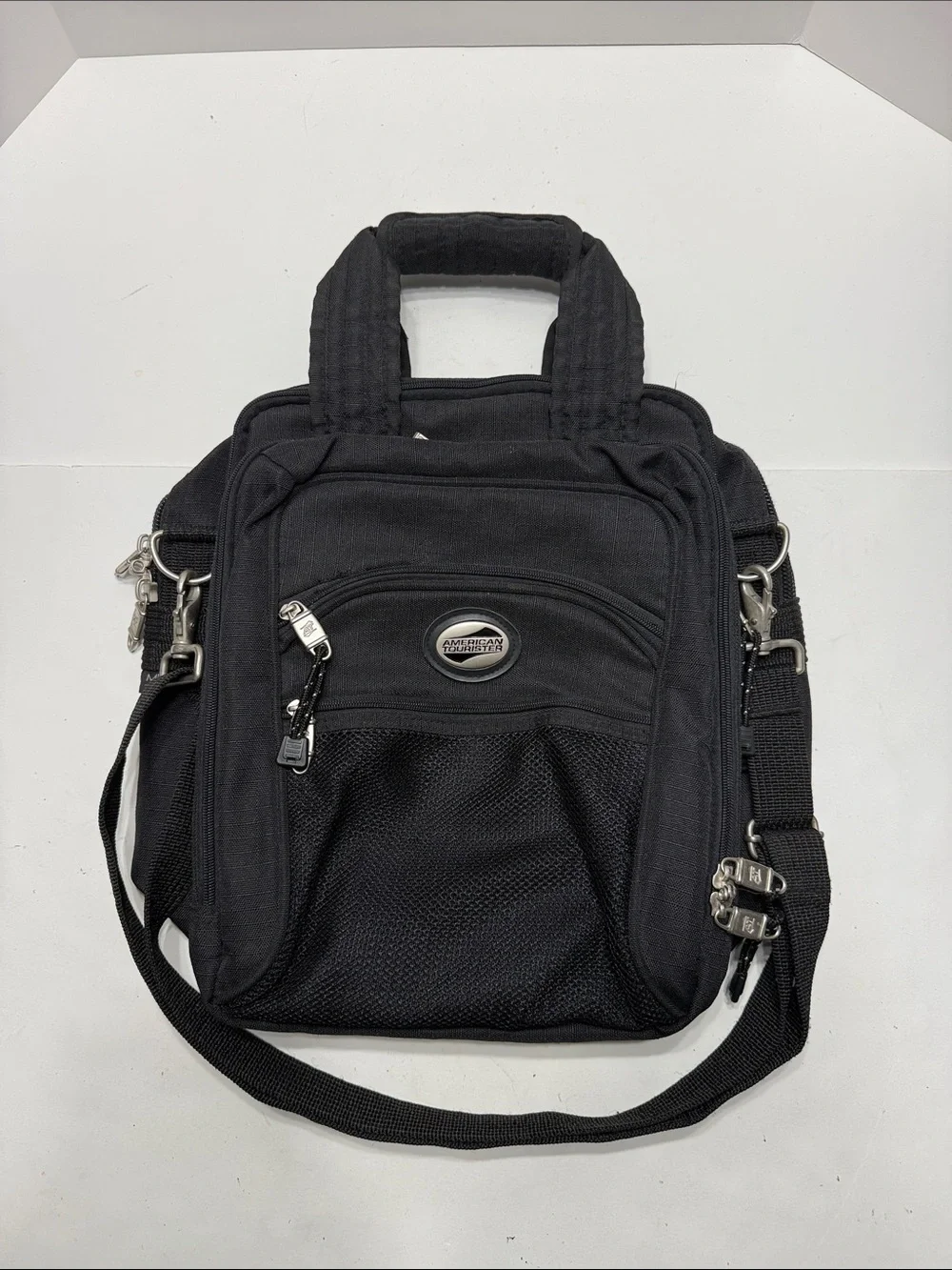 American Tourister Black Compact Laptop Bag with Crossbody Strap